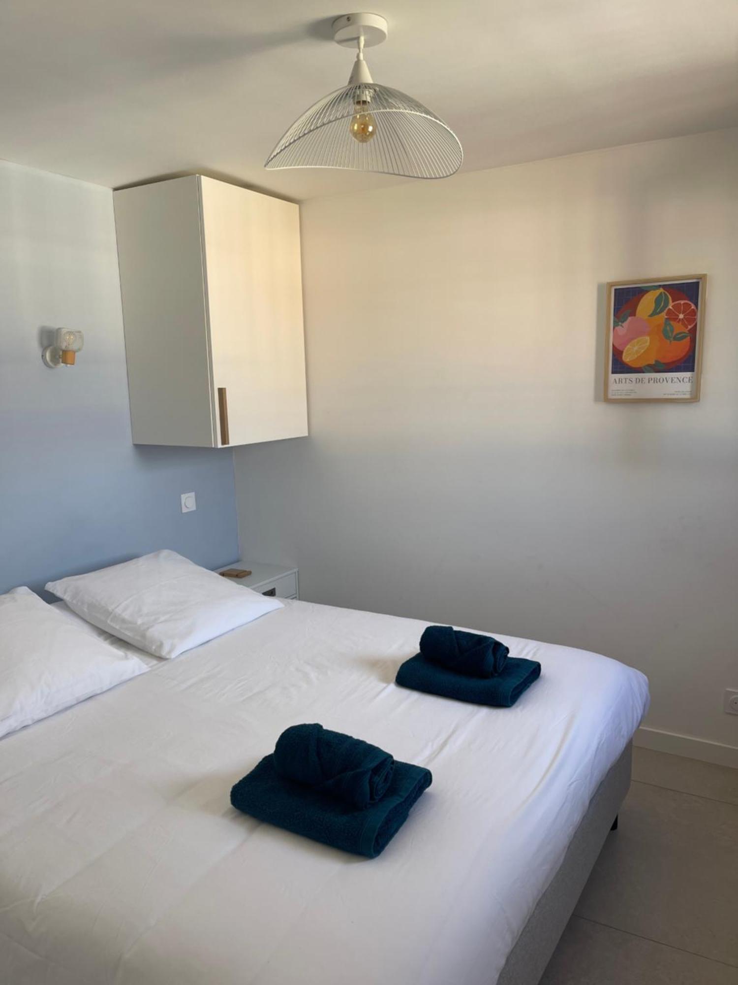 Appart Vue Mer Coeur Ville - Casa Riviera Bellevue Σαιντ-Μαξίμ Εξωτερικό φωτογραφία